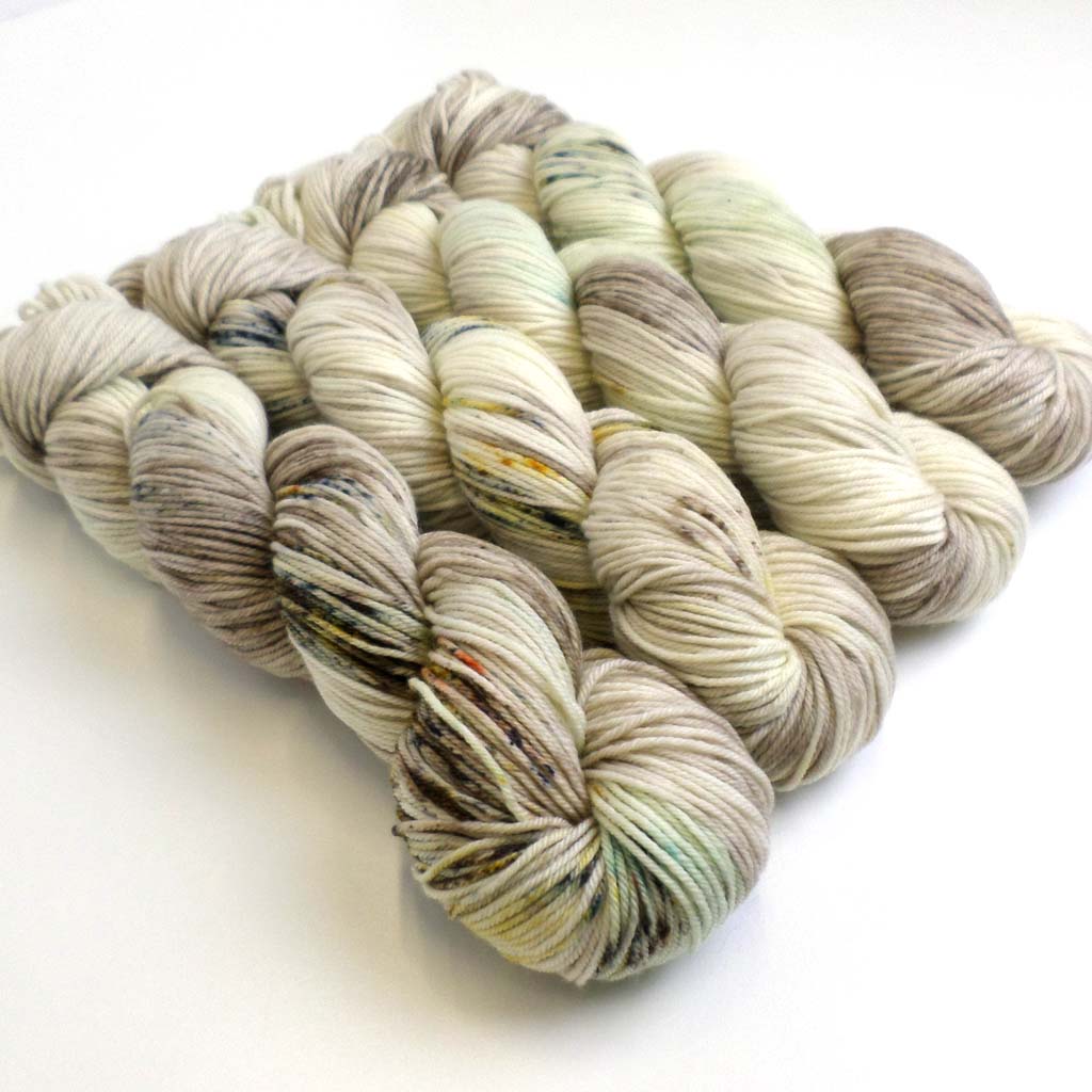 Crush DK - Snow Bunting