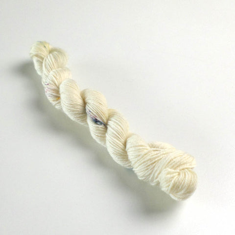 Bloom 20g - Flax & Cotton - June 2025 - Nottinghamshire