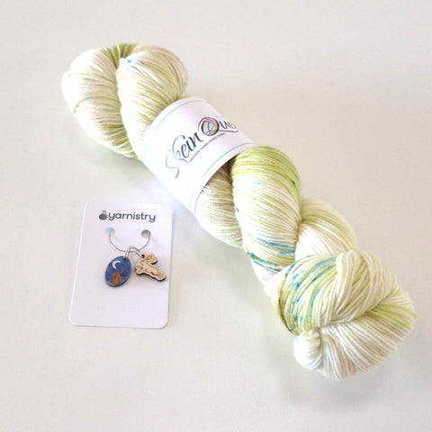 Crush - Guess How Much I Love You with stitch markers set