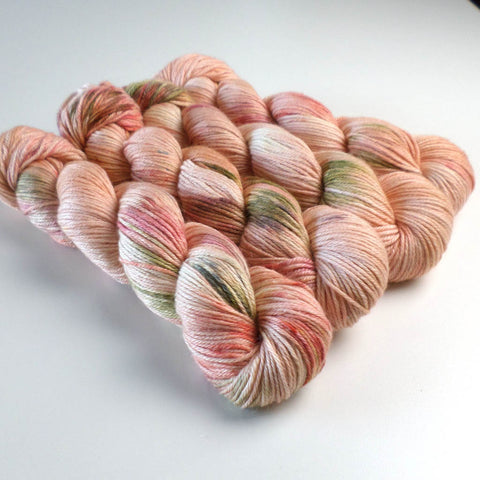 Enchant DK - Bellini Olive