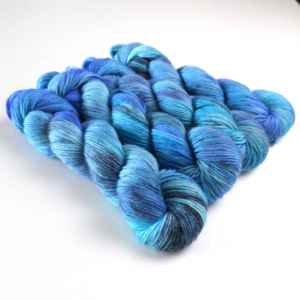 Enchant DK β Skein Queen