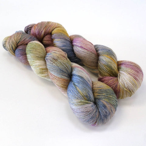 Lustrous Lace - Mountain Heather