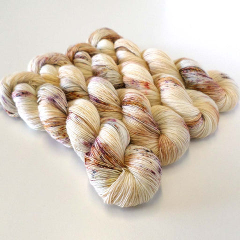 Selkino - Dodo Feathers