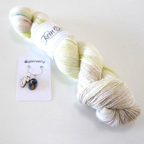 Selkino - Guess How Much I Love You with stitch markers set