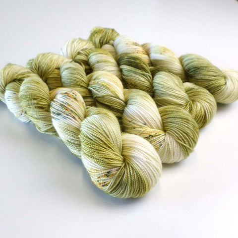 Slinky Twist - Frogbit