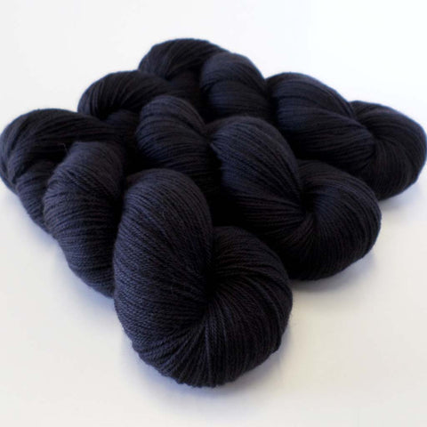 Voluptuous DK - Cold Ash