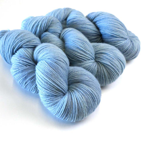 Voluptuous DK - Forget Me Not