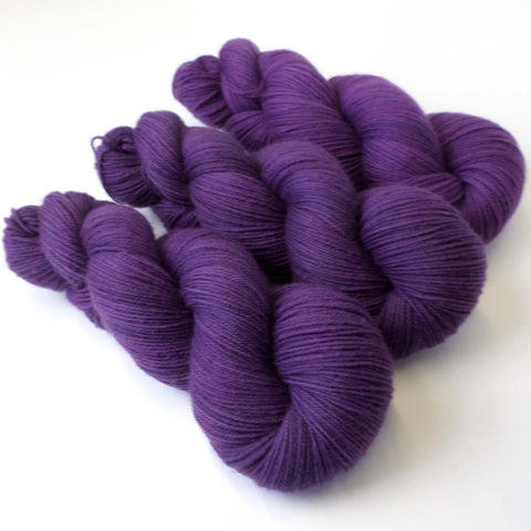 Voluptuous DK - Wild Thistle