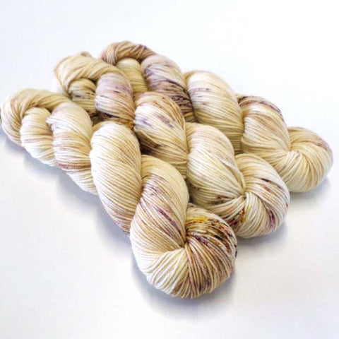 Crush DK - Dodo Feathers